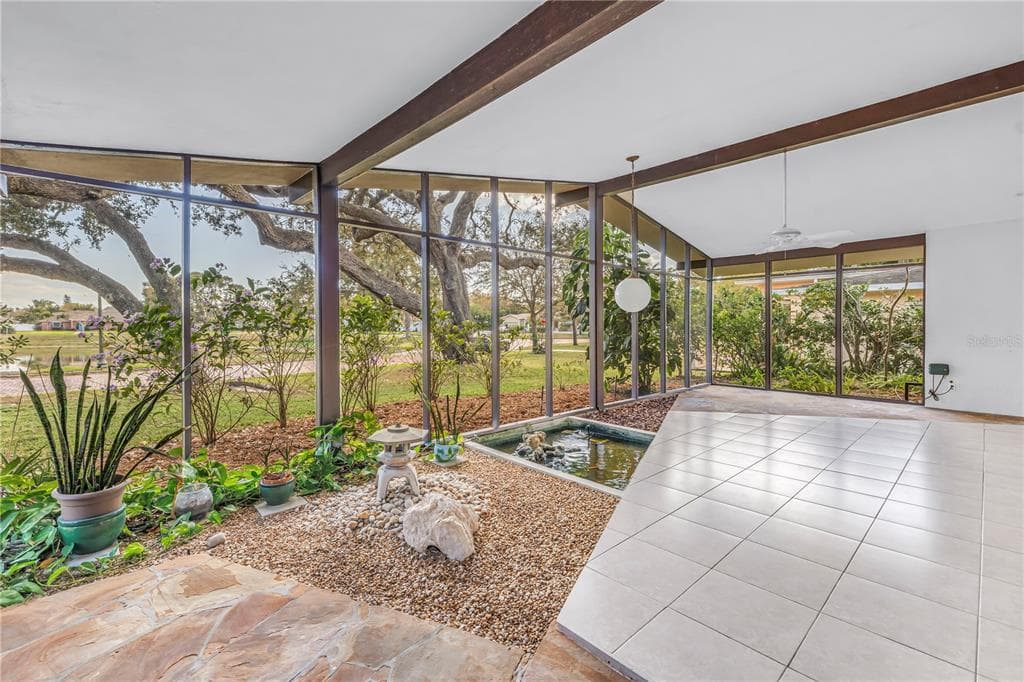 6069 4TH AVENUE, Street PETERSBURG, FL 33710 photo 3