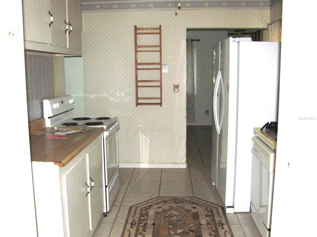 455 34TH AVENUE, Street PETERSBURG, FL 33704 photo 5