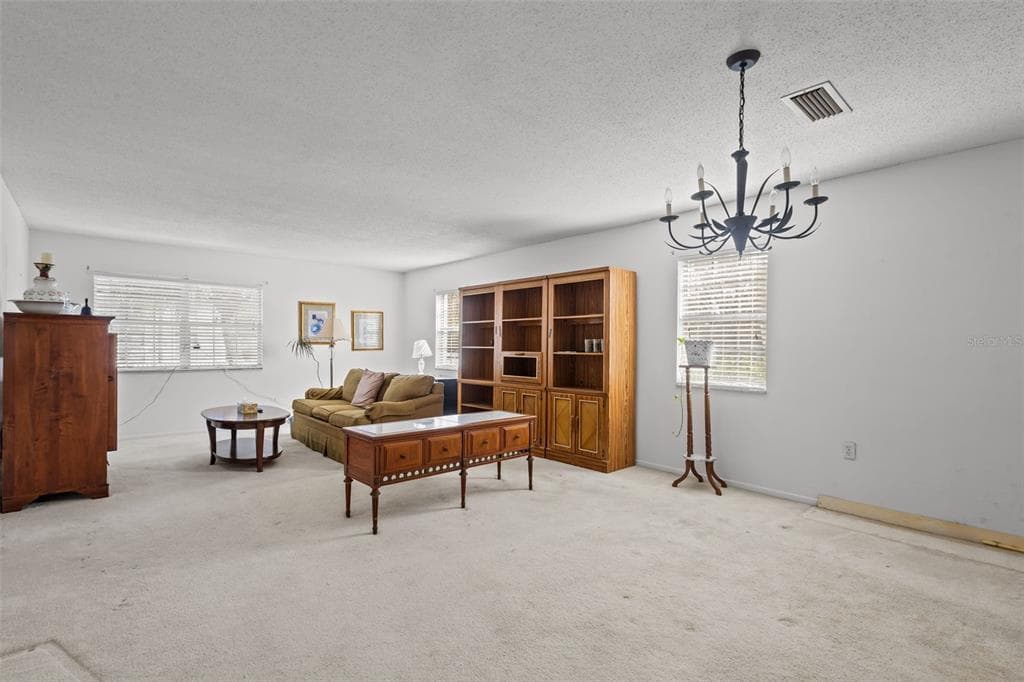 1706 BELLEAIR FOREST Drive Unit 202, BELLEAIR, FL 33756 photo 3