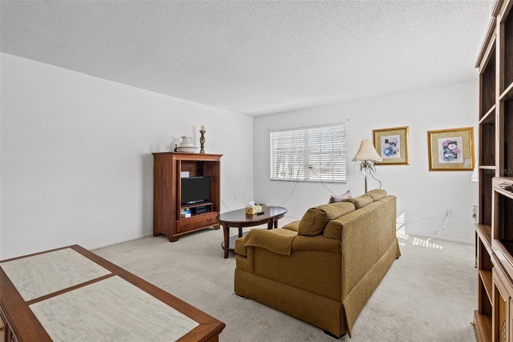 1706 BELLEAIR FOREST Drive Unit 202, BELLEAIR, FL 33756 photo 4