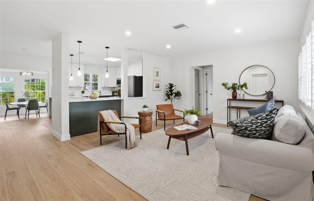 309 84TH Avenue, Street PETERSBURG, FL 33702 photo 3