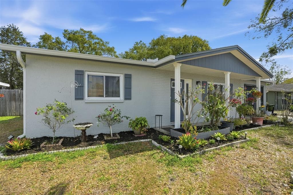 9842 RICHWOOD Lane, PORT RICHEY, FL 34668 photo 3