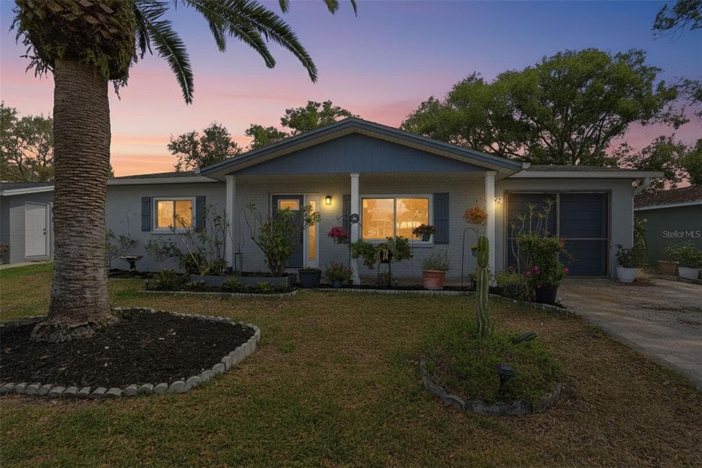 9842 RICHWOOD Lane, PORT RICHEY, FL 34668 photo 4