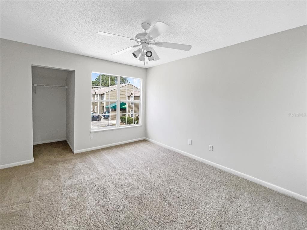 6902 LAKEVIEW COURT, TAMPA, FL, 33634 photo 5