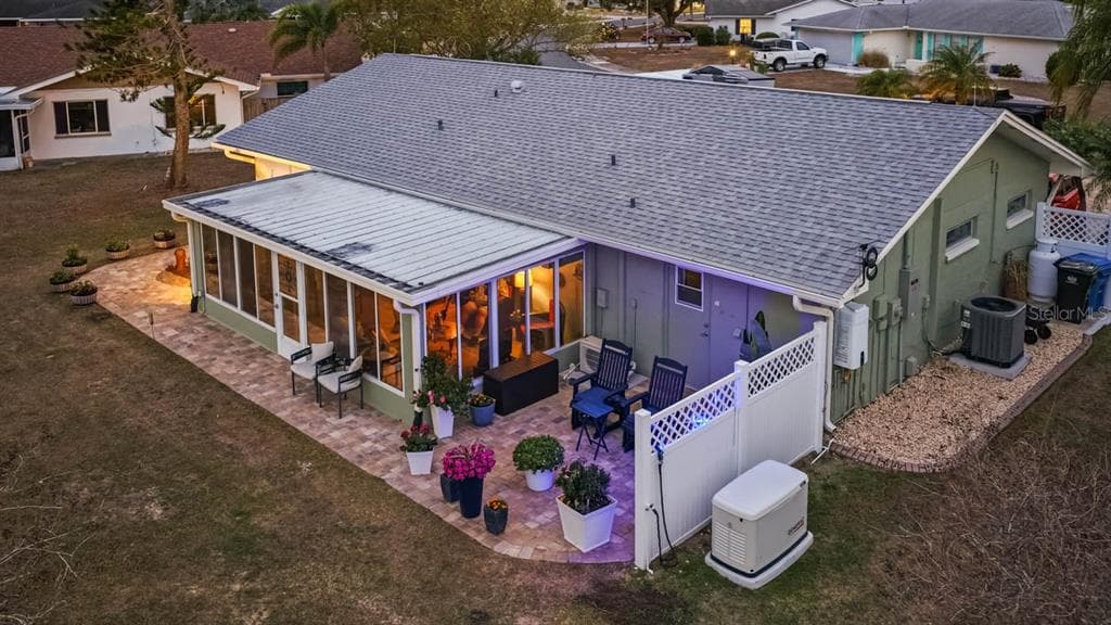 1728 COCO PALM CIRCLE, SUN CITY CENTER, FL 33573 photo 4