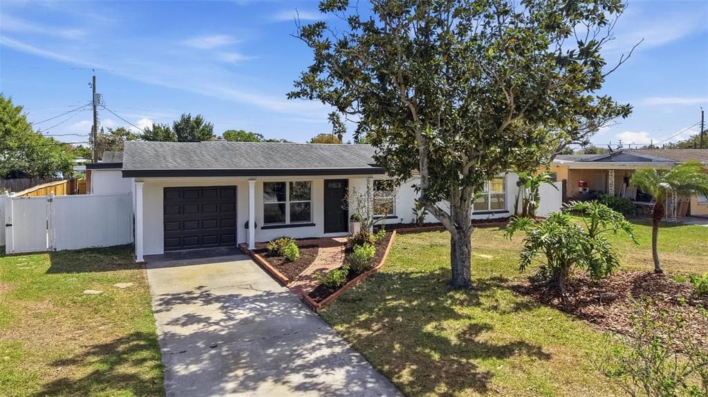 327 DUNCAN AVENUE, CLEARWATER, FL 33755 photo 2