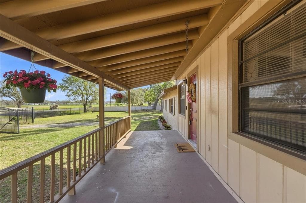 901 TRAPNELL Road, PLANT CITY, FL 33566 photo 4