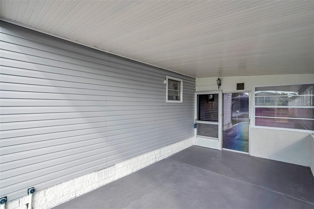 2326 PRESTIGE Drive, HOLIDAY, FL 34690 photo 5