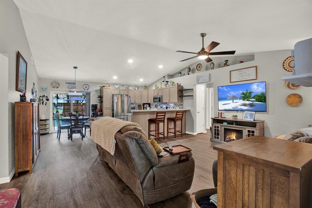 2803 REAGAN STREET, INVERNESS, FL 34453 photo 2