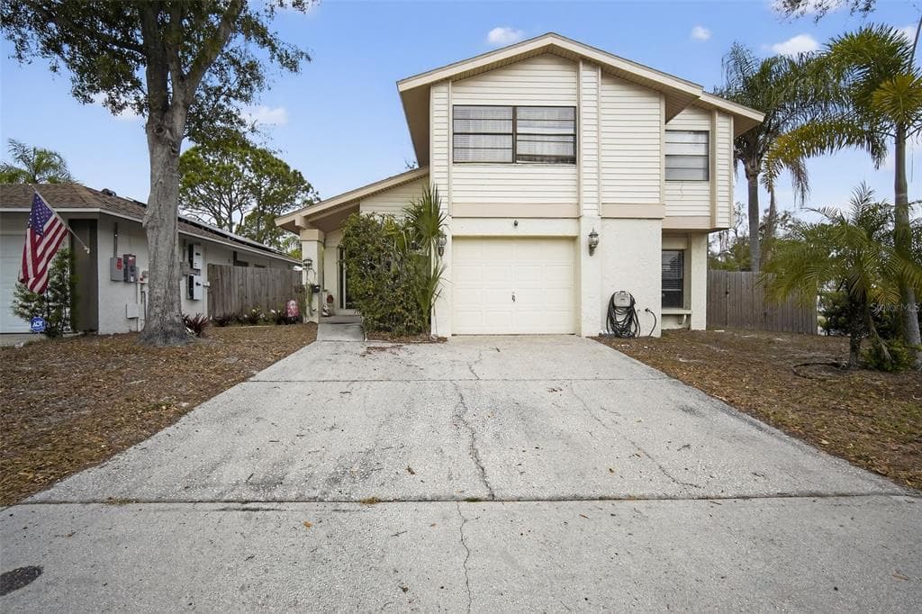 10301 CHADBOURNE DRIVE, TAMPA, FL, 33624