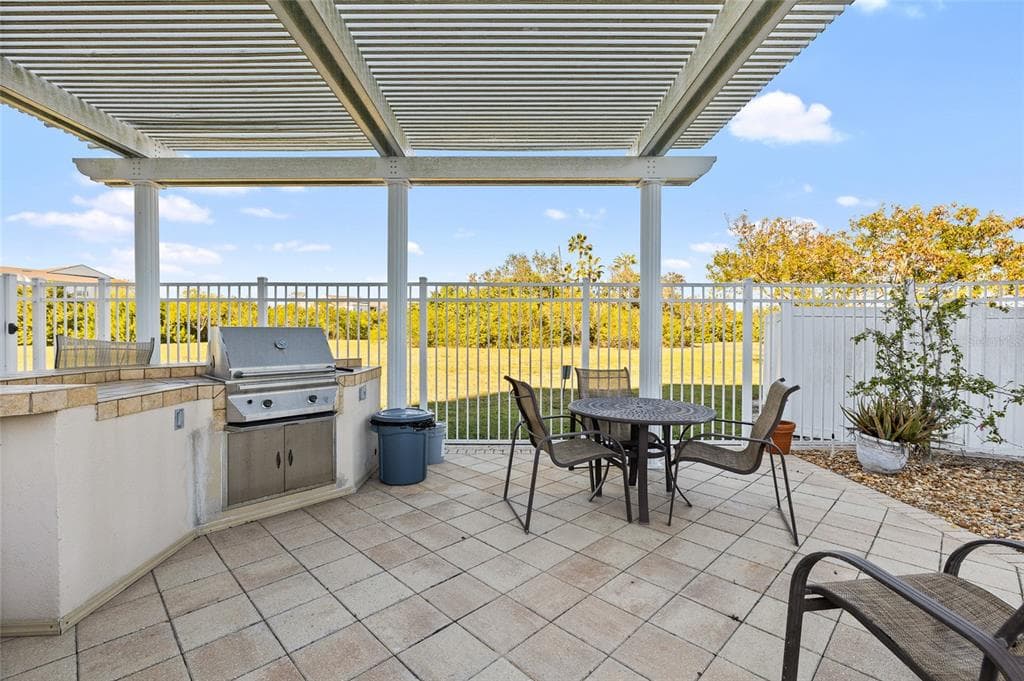 10851 MANGROVE CAY LANE, Unit# 1112, ST PETERSBURG, FL, 33716 photo 5