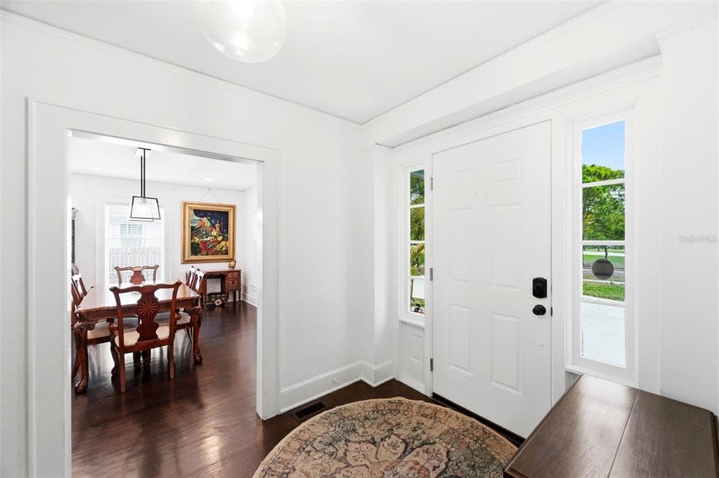 320 BETTY Lane, CLEARWATER, FL 33755 photo 5