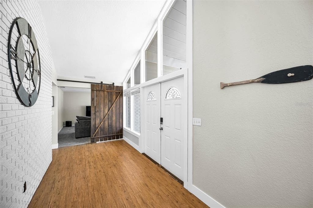 7692 132ND WAY, SEMINOLE, FL 33776 photo 3