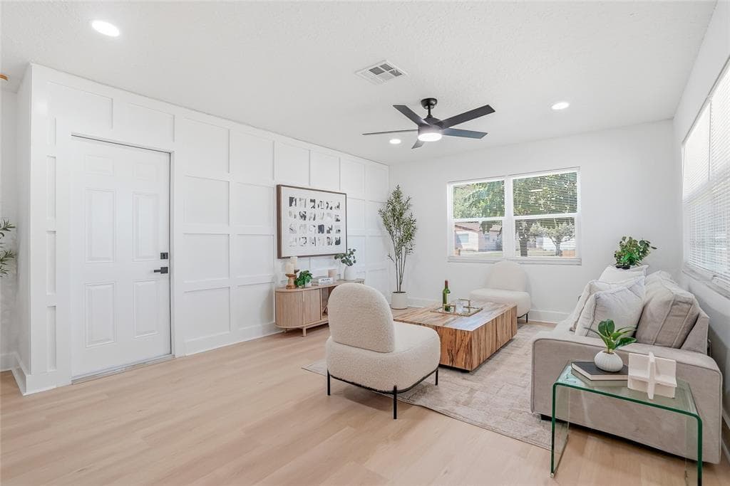 1339 35TH Street, Street PETERSBURG, FL 33713 photo 3