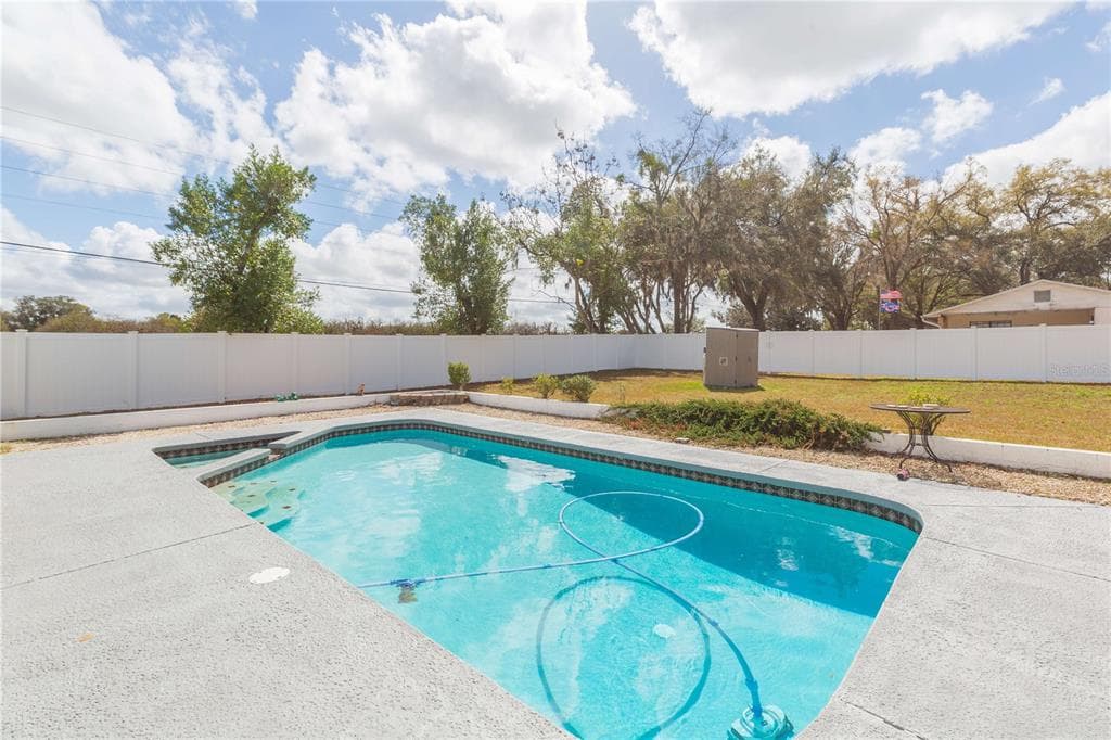 4101 COATS ROAD, ZEPHYRHILLS, FL 33541 photo 3