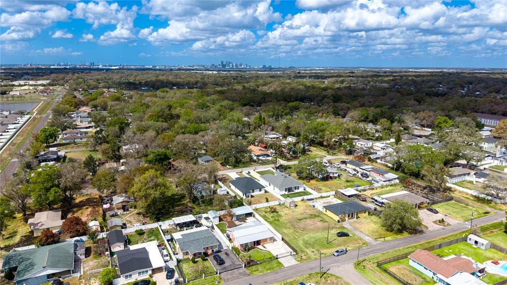 3511 76TH STREET, TAMPA, FL 33619 photo 2