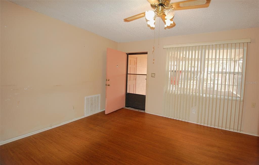 11723 127TH AVENUE, LARGO, FL 33778 photo 4