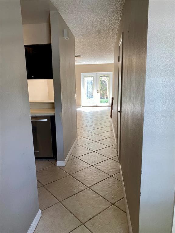 16179 RAMBLING VINE DRIVE, TAMPA, FL 33624 photo 2