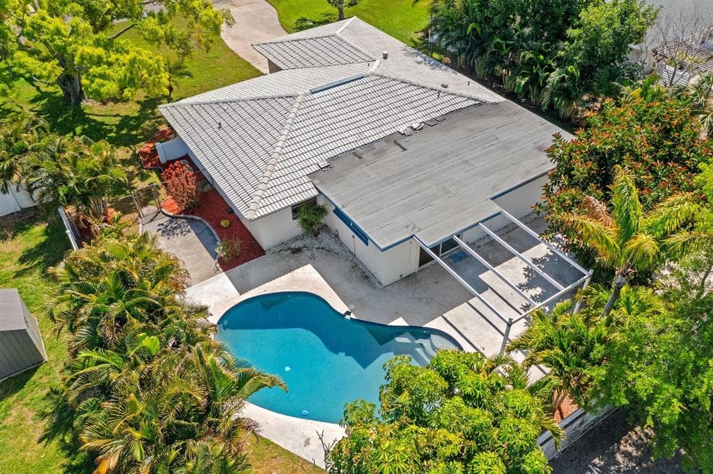 4540 BAYSHORE BOULEVARD, ST PETERSBURG, FL, 33703 photo 2