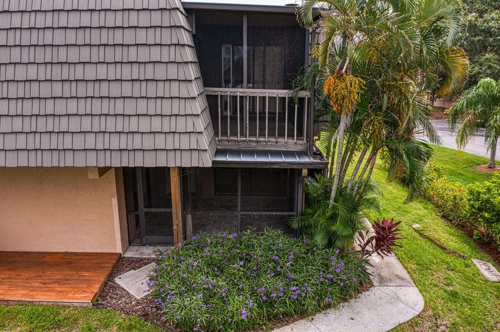 9342 TRADEWINDS AVENUE, SEMINOLE, FL, 33776