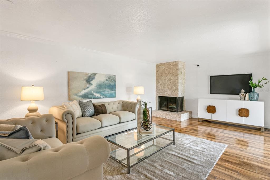 9342 TRADEWINDS AVENUE, SEMINOLE, FL, 33776 photo 4