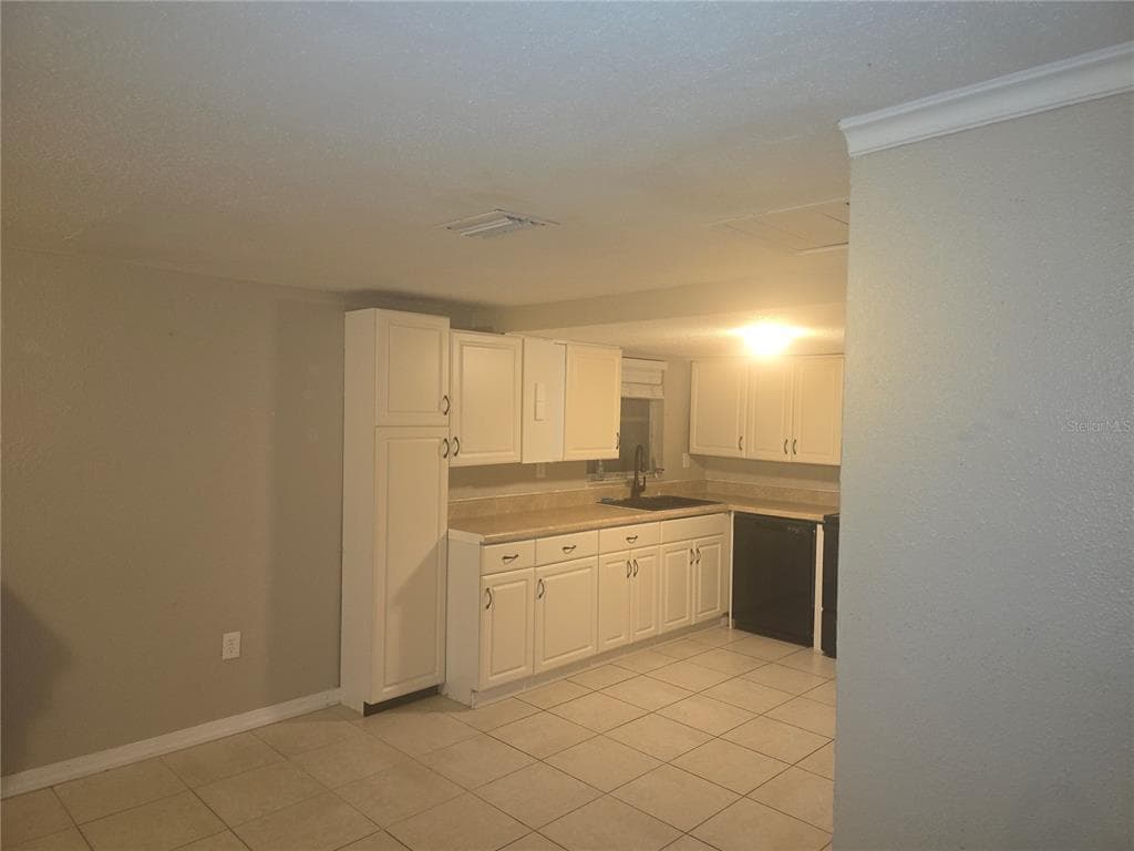 9240 STERLING LANE, PORT RICHEY, FL 34668 photo 4