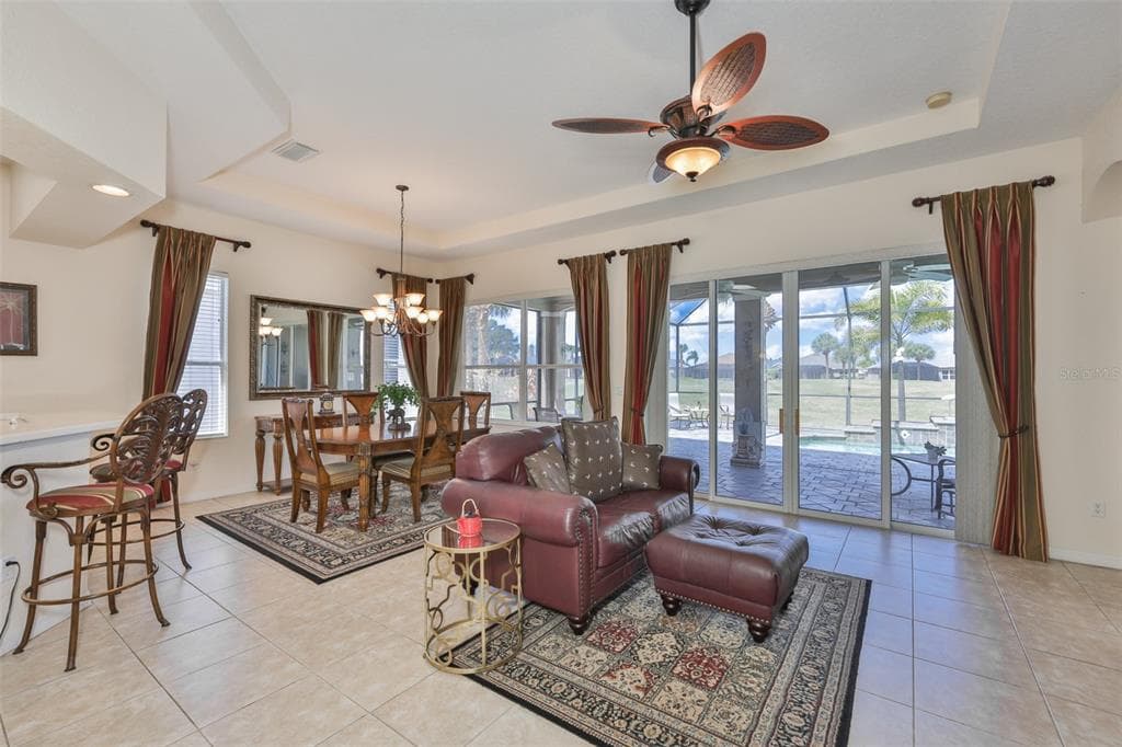 1049 REGAL MANOR WAY, SUN CITY CENTER, FL 33573 photo 5