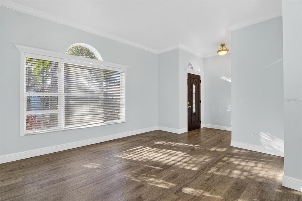 8407 HUNTERS FORK Loop, RUSKIN, FL 33573 photo 4