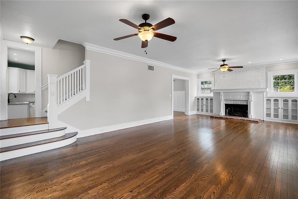 134 22ND AVENUE, ST PETERSBURG, FL, 33704 photo 2