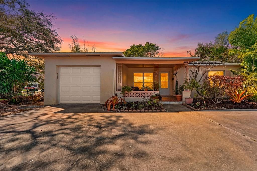 701 52ND Avenue, Street PETERSBURG, FL 33705