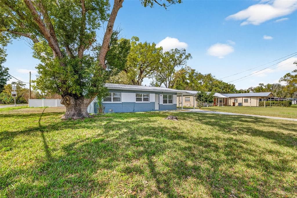 901 NANCY TERRACE, PLANT CITY, FL 33563