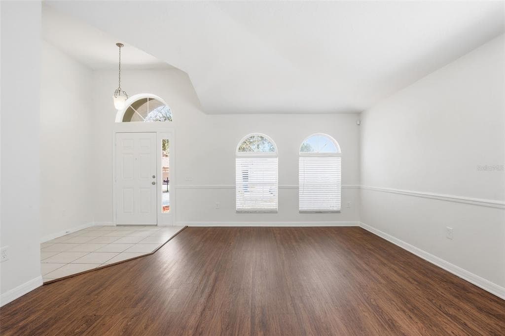 1012 CRISTELLE JEAN DRIVE, RUSKIN, FL 33570 photo 2