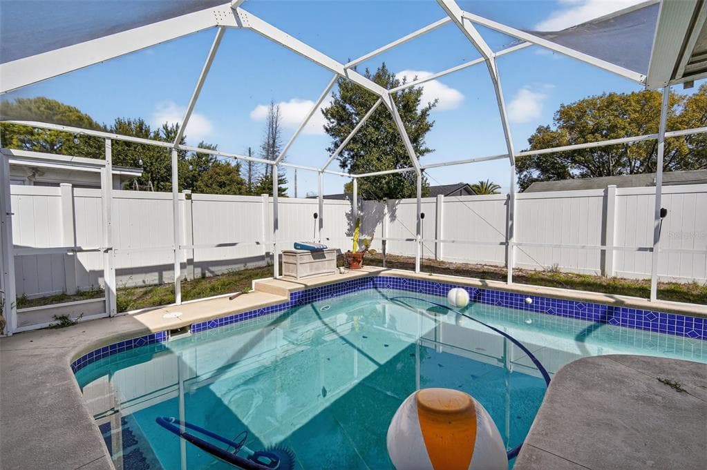 11220 GLOVER Road, PORT RICHEY, FL 34668 photo 5