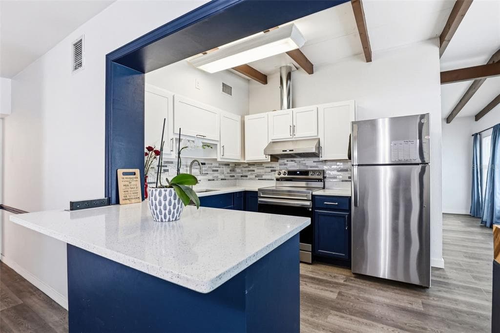 713 116TH AVENUE, TAMPA, FL, 33612 photo 5