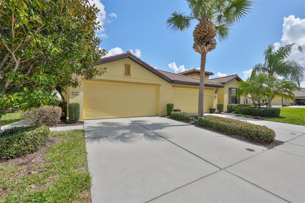 5508 SUNSET FALLS DRIVE, APOLLO BEACH, FL 33572 photo 4