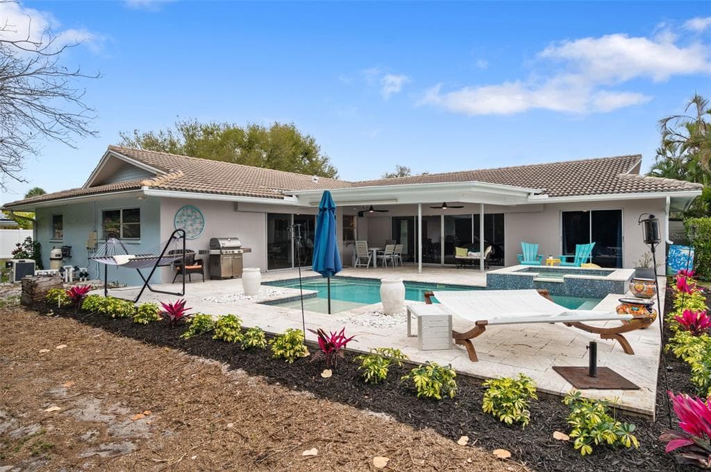 4179 38TH WAY, ST PETERSBURG, FL, 33711 photo 2