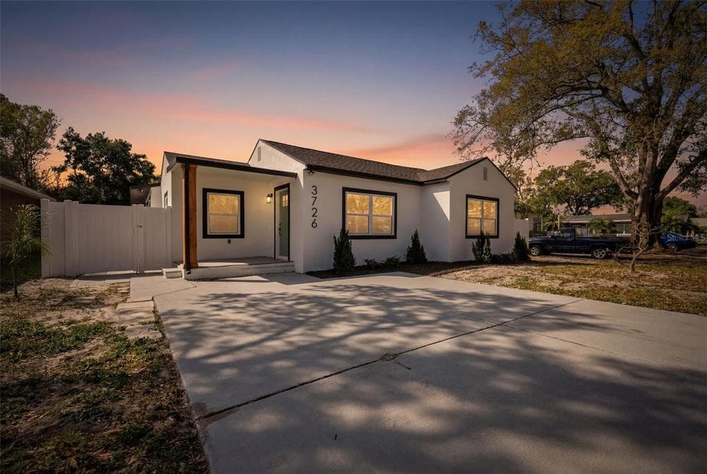 3726 53 AVENUE, Street PETERSBURG, FL 33714 photo 2