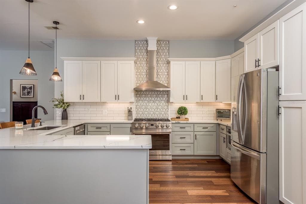 1499 LAKE WOODLANDS PARKWAY, OLDSMAR, FL 34677 photo 3