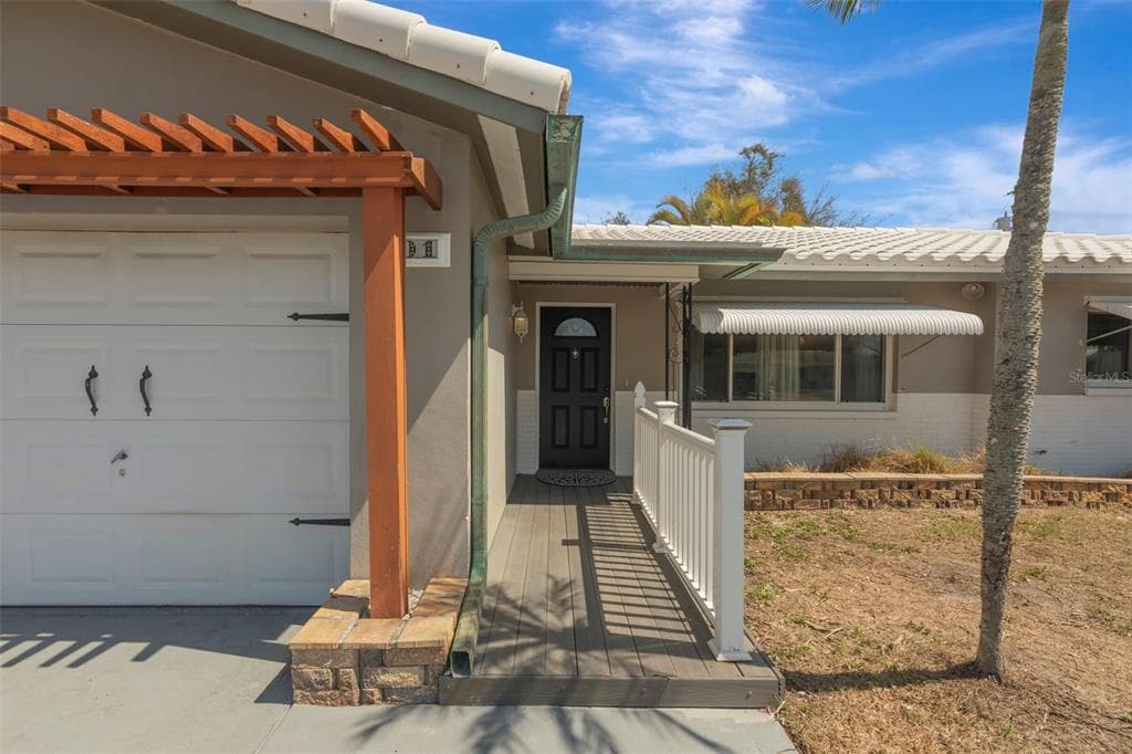 101 MAYWOOD Avenue, CLEARWATER, FL 33765 photo 4