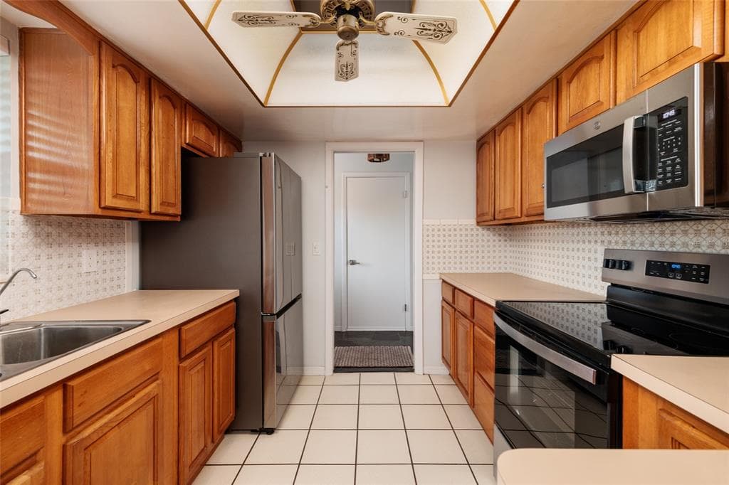 2045 66TH AVENUE, Street PETERSBURG, FL 33712 photo 5