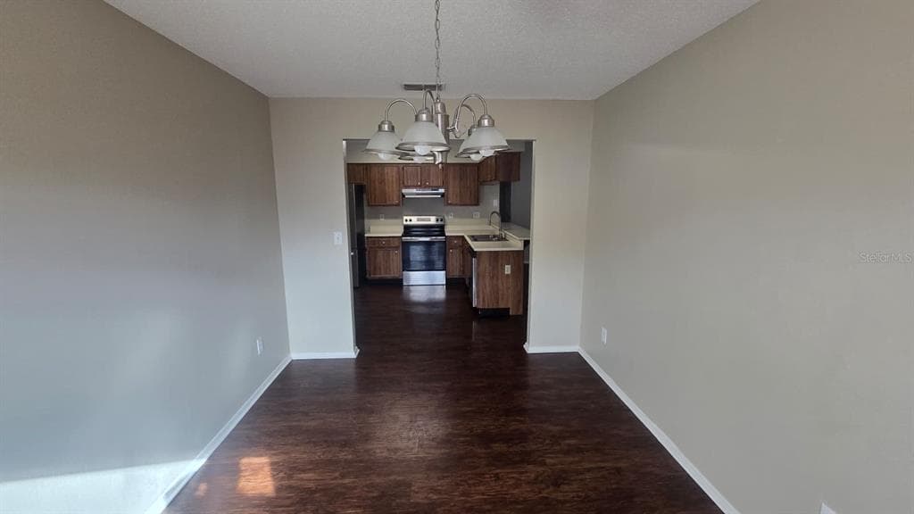 1407 FOXBORO Drive, BRANDON, FL 33511 photo 2