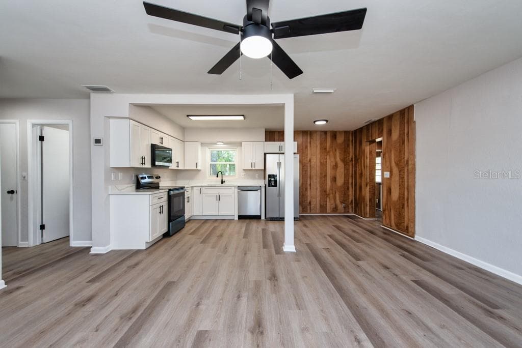 917 18TH STREET, LARGO, FL 33770 photo 3