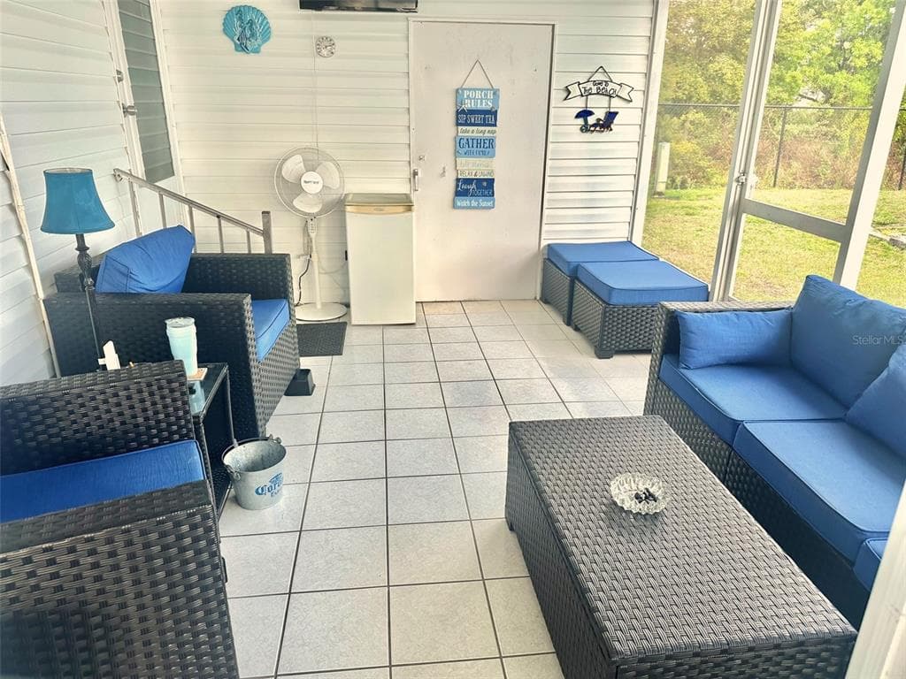 2000 BAY DRIVE Unit 49, LARGO, FL 33771 photo 3