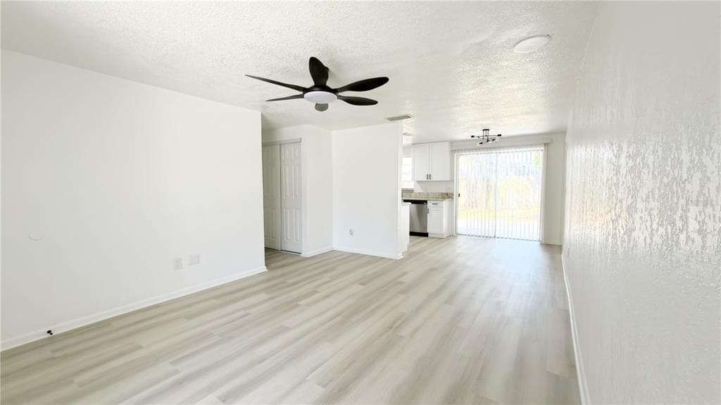 3602 TAMARIX DRIVE, TAMPA, FL 33619 photo 2