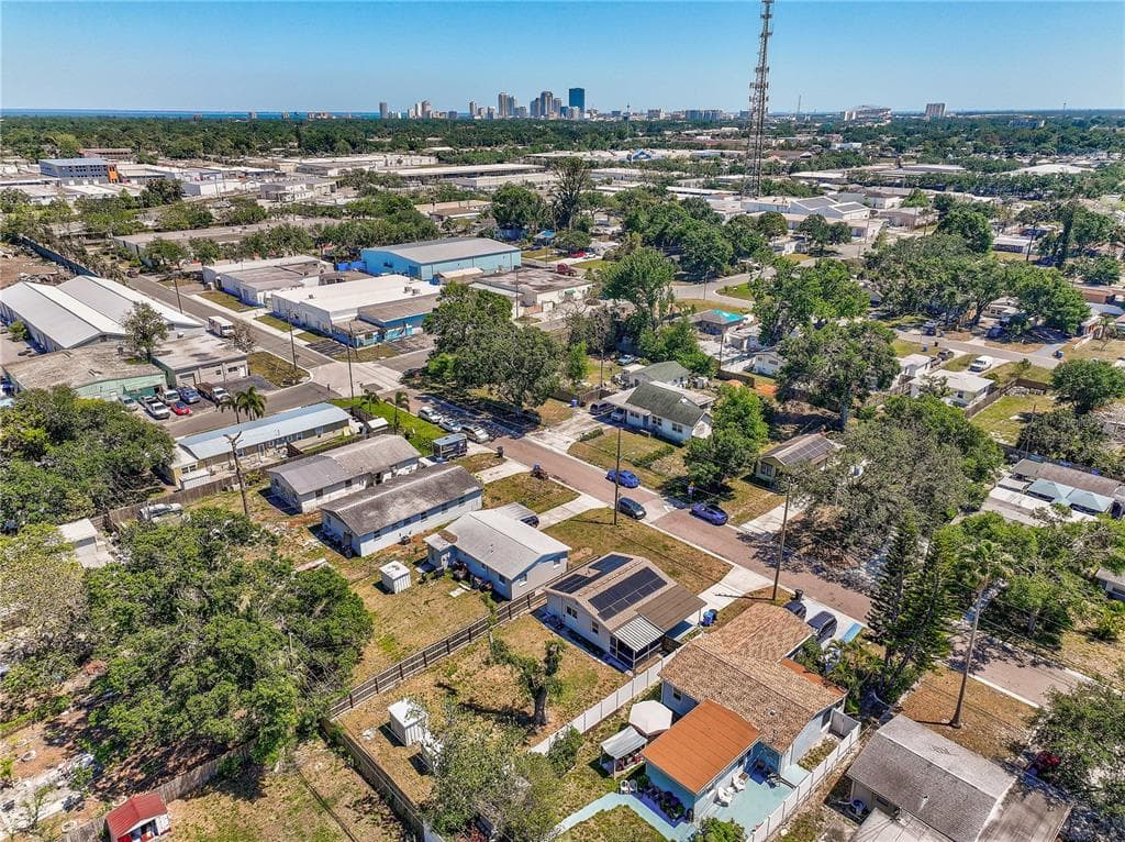 2639 28TH AVENUE, ST PETERSBURG, FL, 33713 photo 4