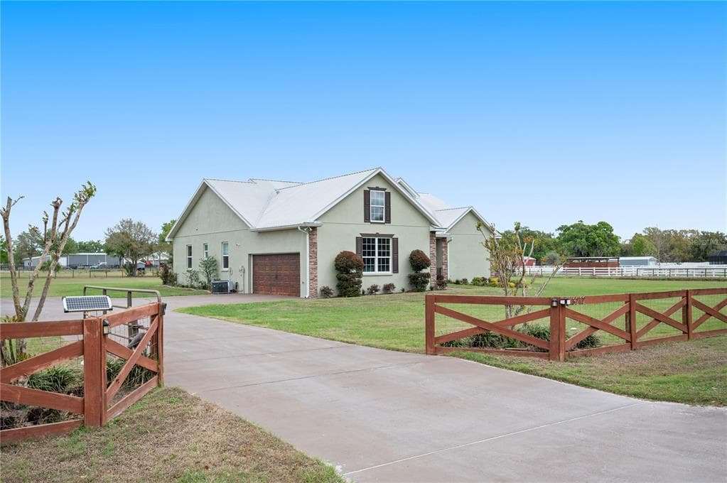 3212 MERRIN Road, PLANT CITY, FL 33567 photo 2