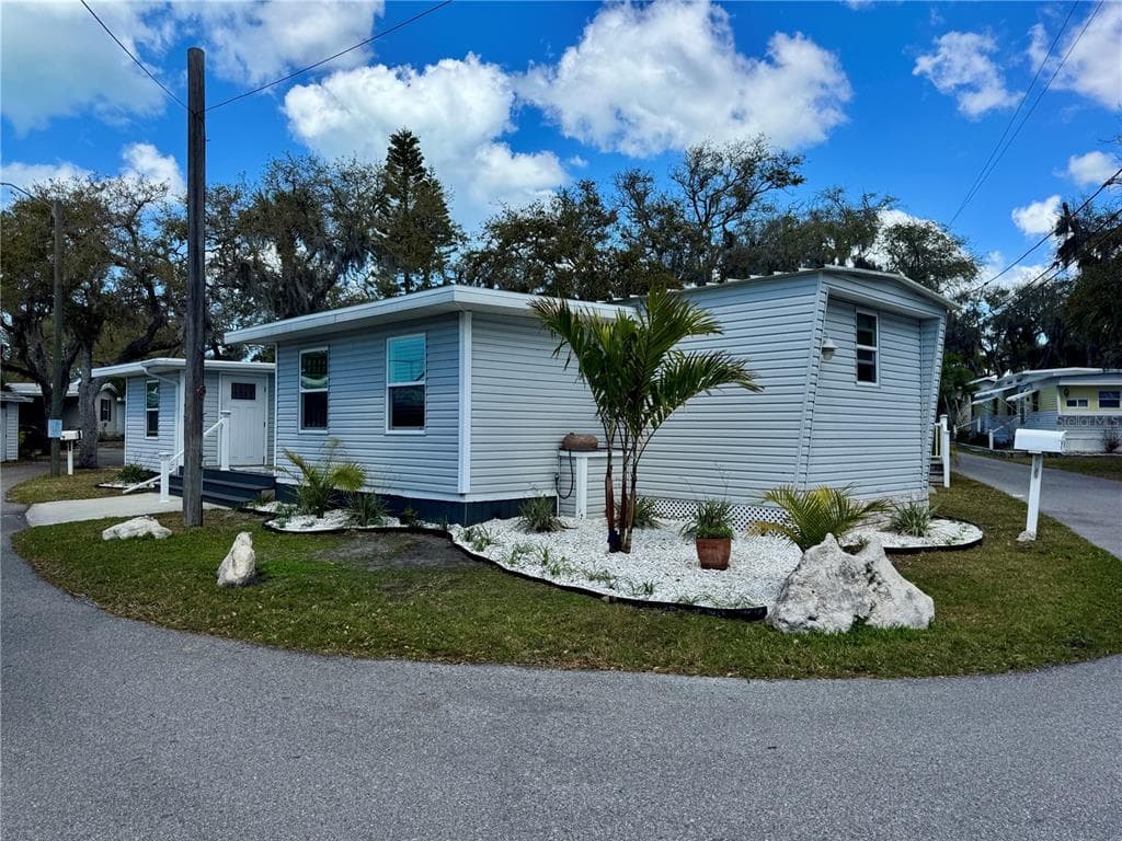 15010 113TH Avenue Unit 47, LARGO, FL 33774 photo 4