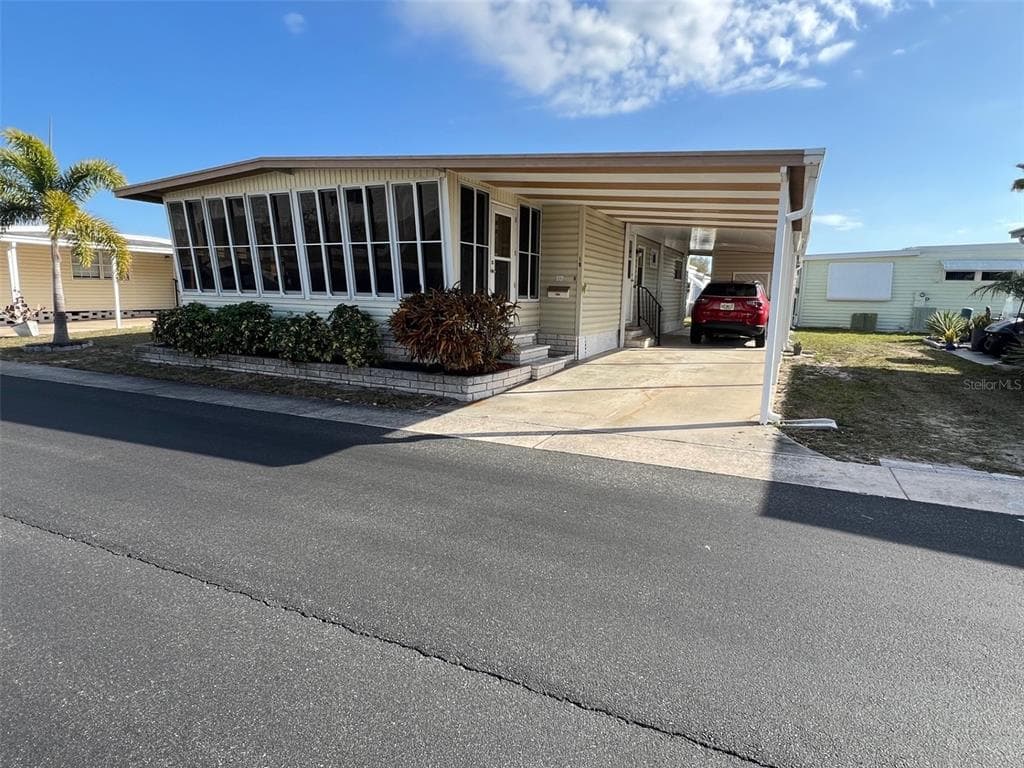 19 PINDO PALM STREET, LARGO, FL 33770 photo 3