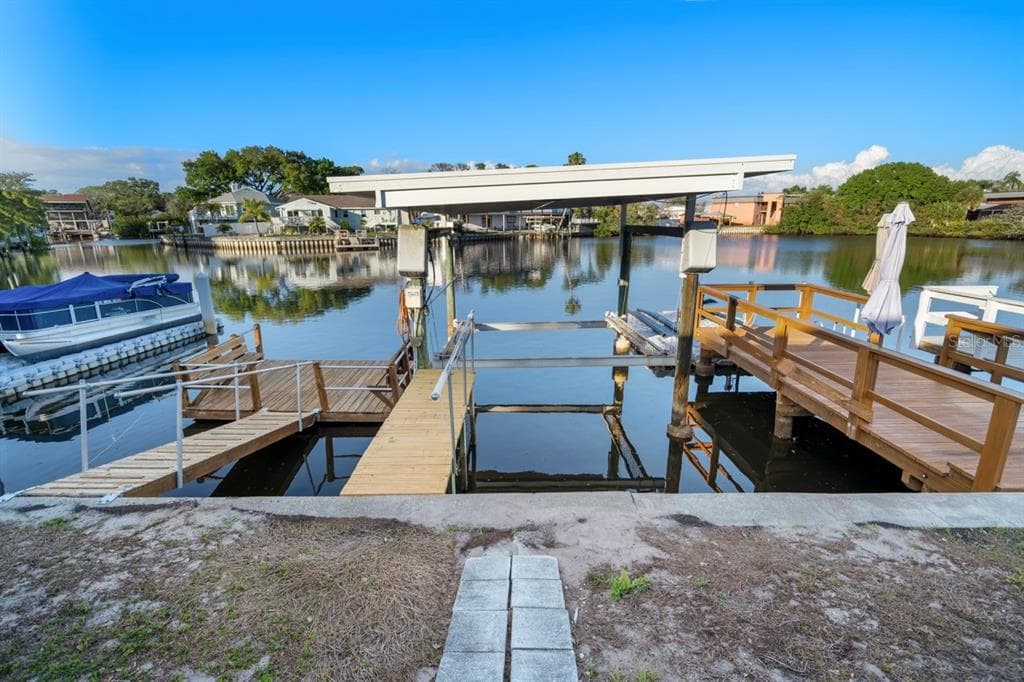 595 WESTWINDS DRIVE, PALM HARBOR, FL, 34683