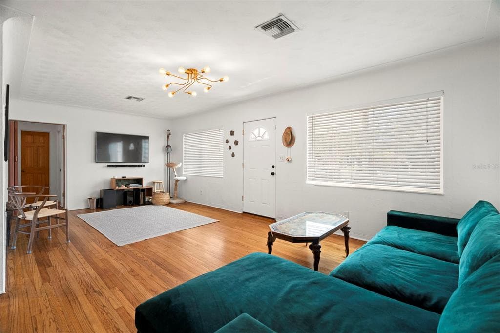 6343 1ST AVENUE, ST PETERSBURG, FL, 33710 photo 3